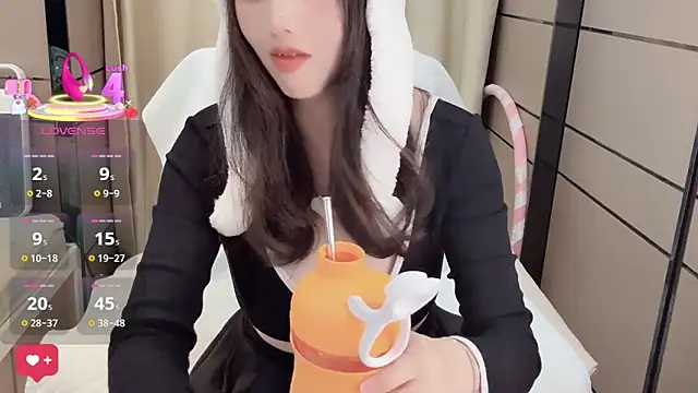  Ling Ling online show from 11/24/25, 12:38