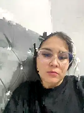 amberbakee online show from 10/18/25, 11:49