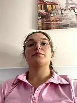 Snapshot of Bellatrisssaa chatting on 11/03/25, 02:07 Bellatrisssaa online show from 11/03/25, 02:07