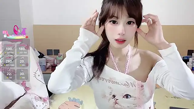 Snapshot of yuanbao_a chatting on 10/16/25, 11:44 yuanbao a online show from 10/16/25, 11:44