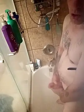 Snapshot of Gain2in1 chatting on 11/10/25, 11:26 Gain2in1 online show from 11/10/25, 11:26