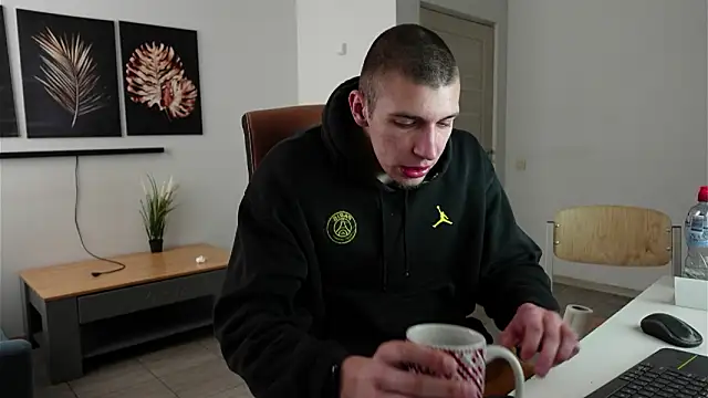 Ryan Dozer online show from 03/15/26, 07:58