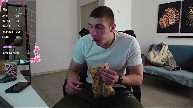 Ryan Dozer online show from 04/09/26, 06:19