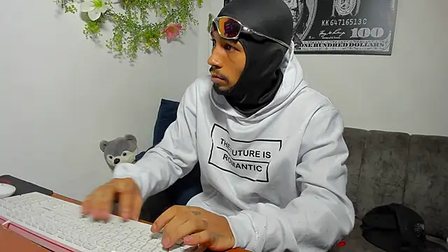 carl jhonson821 online show from 11/07/25, 07:41