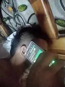 yeffito1 online show from 10/09/25, 11:58