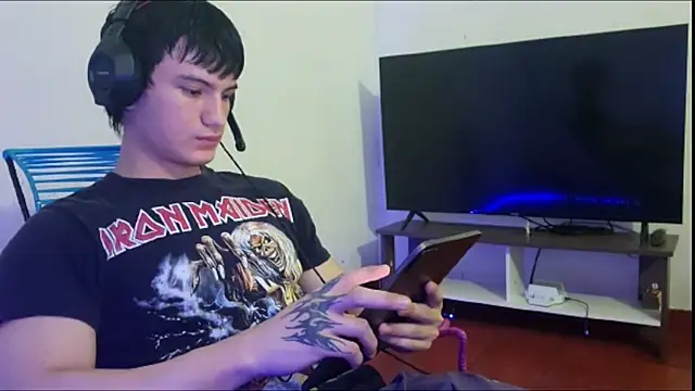 ErickWalton online show from 11/23/25, 06:57