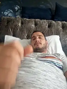 Darkhayrboy online show from 11/04/25, 03:33