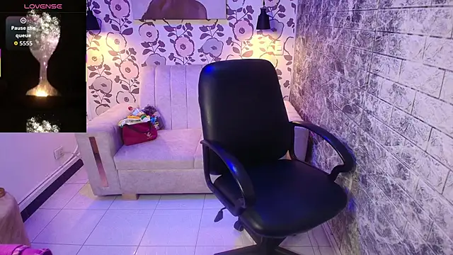  barbaragomez online show from 10/17/25, 07:27