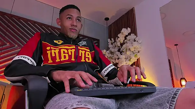 B Wild online show from 12/18/25, 04:18