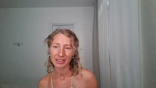 Paevoa online show from 09/11/25, 11:21