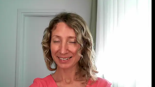 Snapshot of Paevoa chatting on 02/16/26, 11:17 Paevoa online show from 02/16/26, 11:17