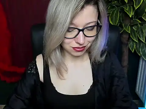 loveHeidi online show from 04/30/26, 04:30