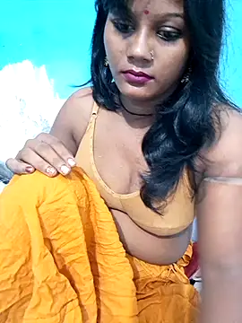 Snapshot of Rashmi_Pathak chatting on 10/04/25, 05:38 Rashmi Pathak online show from 10/04/25, 05:38