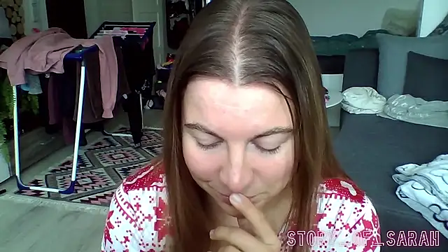 Snapshot of story_of_sarah chatting on 11/19/25, 09:42 story of sarah online show from 11/19/25, 09:42