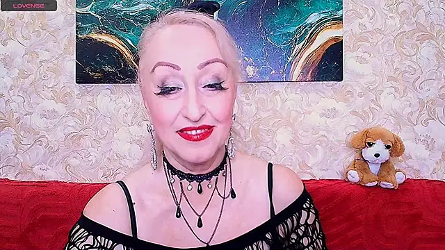  Sara  Smith  online show from 06/03/26, 07:11