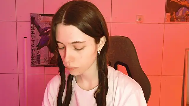 Yoka paradoXXX online show from 01/10/26, 09:11