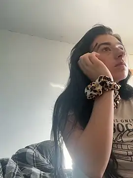 aurora28 online show from 10/09/25, 09:40