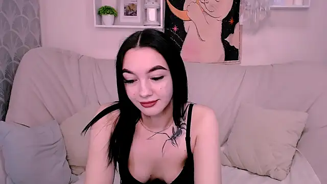 MonicaTess online show from 09/16/25, 04:02