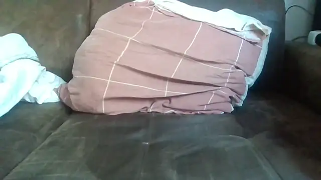 Snapshot of mecchauddu14 chatting on 11/24/25, 09:09 mecchauddu14 online show from 11/24/25, 09:09