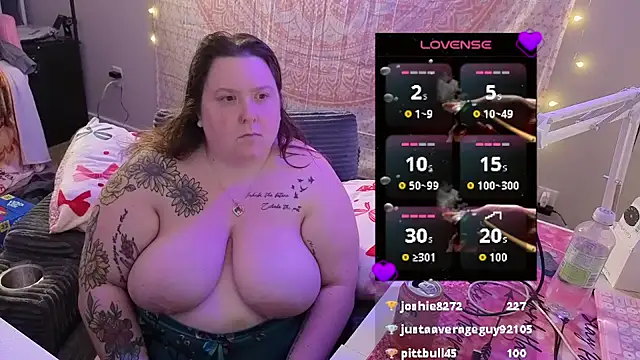 brookenicole3003 online show from 04/17/26, 02:47