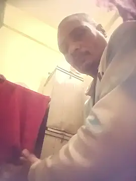 Snapshot of 8133vaibhavh chatting on 01/12/26, 03:50 8133vaibhavh online show from 01/12/26, 03:50