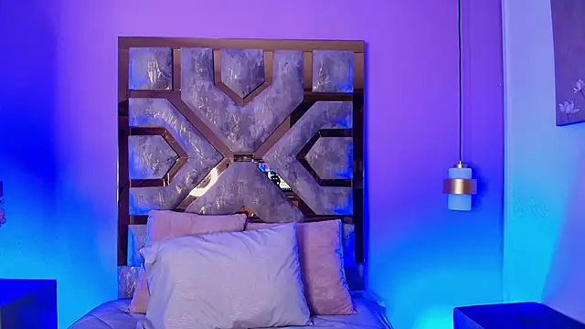 Electra Gosselin online show from 09/25/25, 12:20