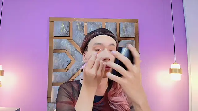 Electra Gosselin online show from 09/30/25, 12:10