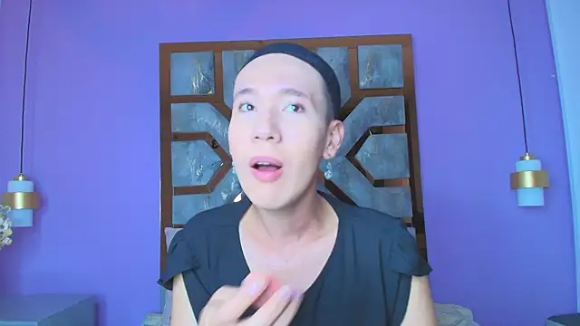 Electra Gosselin online show from 10/04/25, 11:41