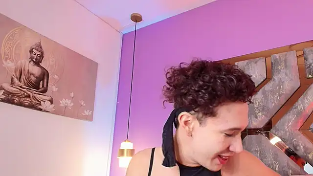 Electra Gosselin online show from 10/21/25, 11:55