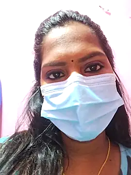 Snapshot of Tamil_Blackmoon chatting on 09/11/25, 08:31 Tamil Blackmoon online show from 09/11/25, 08:31