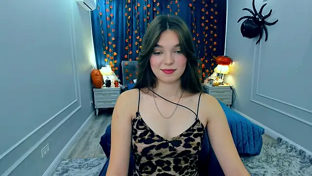 Snapshot of DivineAmour chatting on 10/26/25, 06:08 DivineAmour online show from 10/26/25, 06:08