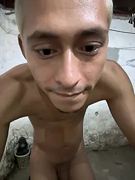 Snapshot of Boy_hot- chatting on 02/26/26, 04:11 Boy hot- online show from 02/26/26, 04:11