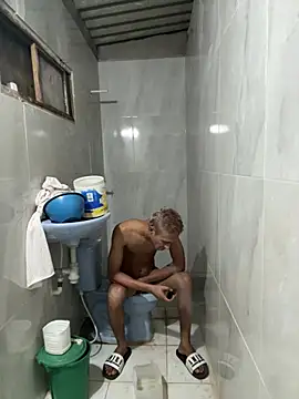 Snapshot of Boy_hot- chatting on 02/28/26, 11:06 Boy hot- online show from 02/28/26, 11:06