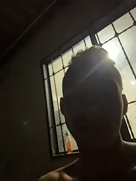 Boy hot- online show from 03/31/26, 05:41