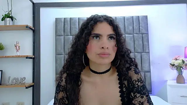 Snapshot of Skyler_Fox_ chatting on 05/02/26, 08:14 Skyler Fox online show from 05/02/26, 08:14