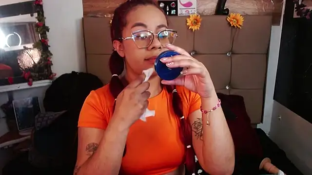 Snapshot of MIA__SPENCER chatting on 01/15/26, 07:06 MIA SPENCER online show from 01/15/26, 07:06