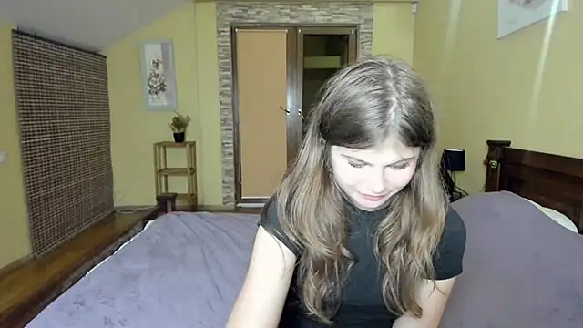 Snapshot of Lilly_Jess chatting on 09/16/25, 06:20 Lilly Jess online show from 09/16/25, 06:20