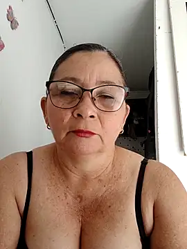 Snapshot of marfil_milf chatting on 09/11/25, 03:12 marfil milf online show from 09/11/25, 03:12