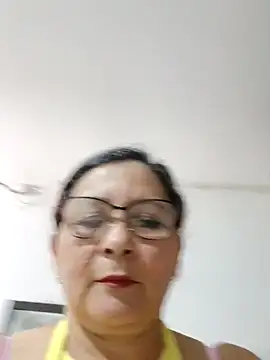 Snapshot of marfil_milf chatting on 09/12/25, 05:13 marfil milf online show from 09/12/25, 05:13