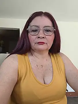 Snapshot of marfil_milf chatting on 05/15/26, 01:29 marfil milf online show from 05/15/26, 01:29