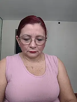 Snapshot of marfil_milf chatting on 07/11/26, 02:20 marfil milf online show from 07/11/26, 02:20