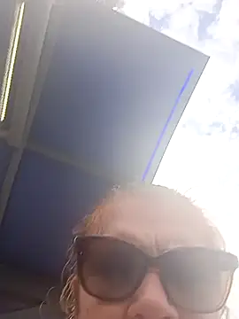 nakedgarbageperson online show from 06/24/26, 05:45