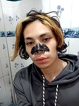 kittymutant99 online show from 11/19/25, 05:57