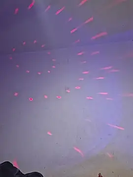 carolinerue online show from 04/18/26, 11:27