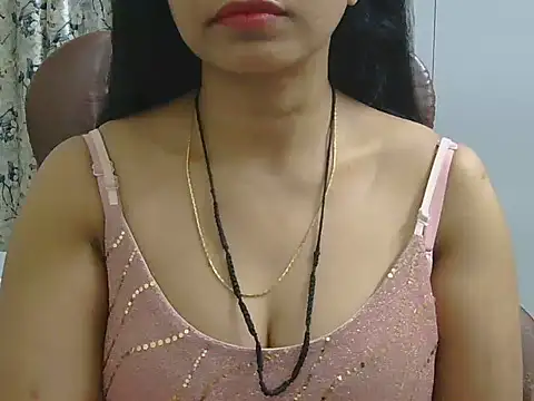 MISS SOMIYA online show from 04/10/26, 04:33