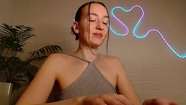 WhitePrincessLuna online show from 03/06/26, 04:14