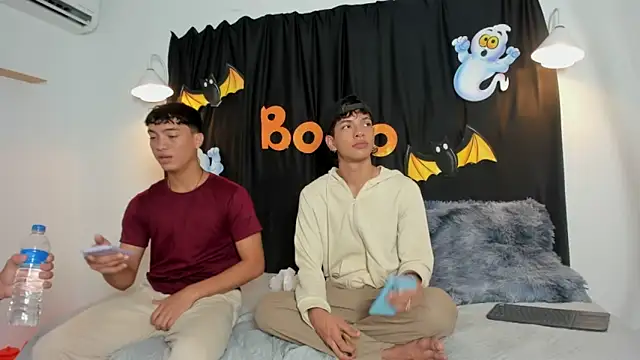 maicol cum23 online show from 10/22/25, 05:56