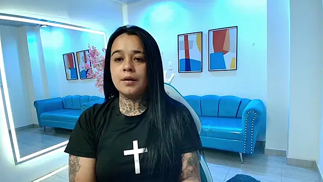 Black roseee online show from 10/18/25, 04:15