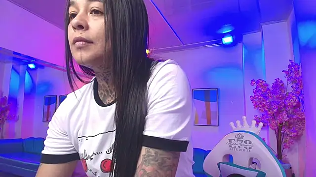 Black roseee online show from 04/12/26, 03:55