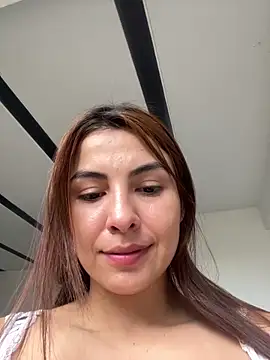 Snapshot of Dakota_Evanns chatting on 10/25/25, 06:13 Dakota Evanns online show from 10/25/25, 06:13